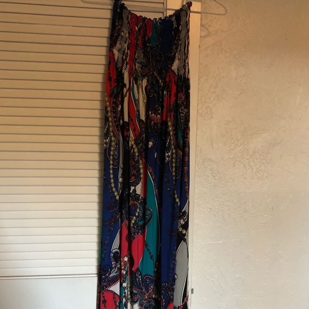 Dress - Picture 2 of 2
